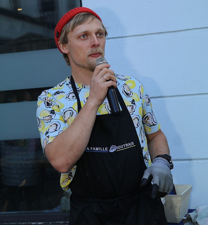 Restorāns «Buržujs» jau desmito reizi organizē grandiozu «Austeru festivālu» Berga bazārā 323693