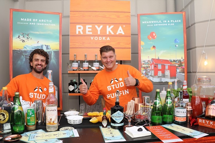 Restorāns «Buržujs» jau desmito reizi organizē grandiozu «Austeru festivālu» Berga bazārā 323689
