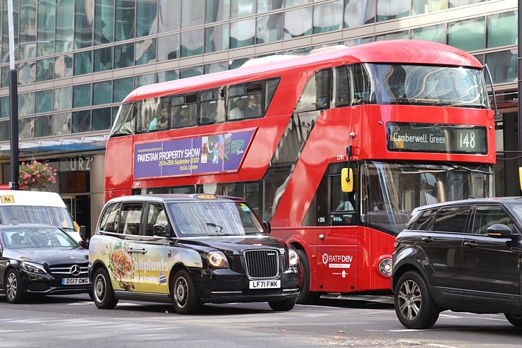 Londona var lepoties ar greznu privāto un valsts dienesta autoparku. Sadarbībā ar «airBaltic» 324543