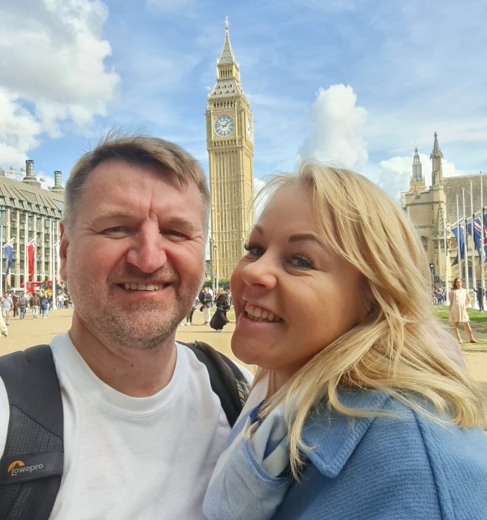 Travelnews.lv no visām pusēm aplūko Lielbritānijas parlamenta ēku un Londonas Bigbenu 324804