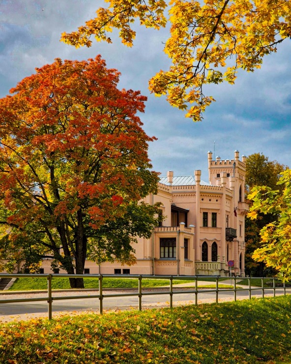 Alūksne gaida ciemos uz rudens pasaku.  Foto: Egons Lācis 325006