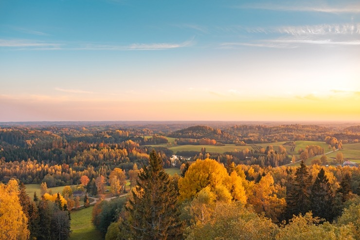 Alūksne gaida ciemos uz rudens pasaku.  Foto: Ainārs Cekuls 325010