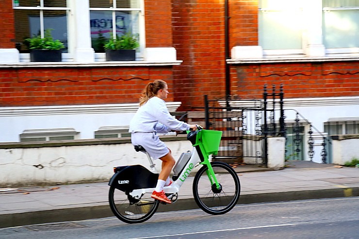 Travelnews.lv Londonā iepazīst sabiedrisko autobusu un velo satiksmi pilsētas apskatei 325278