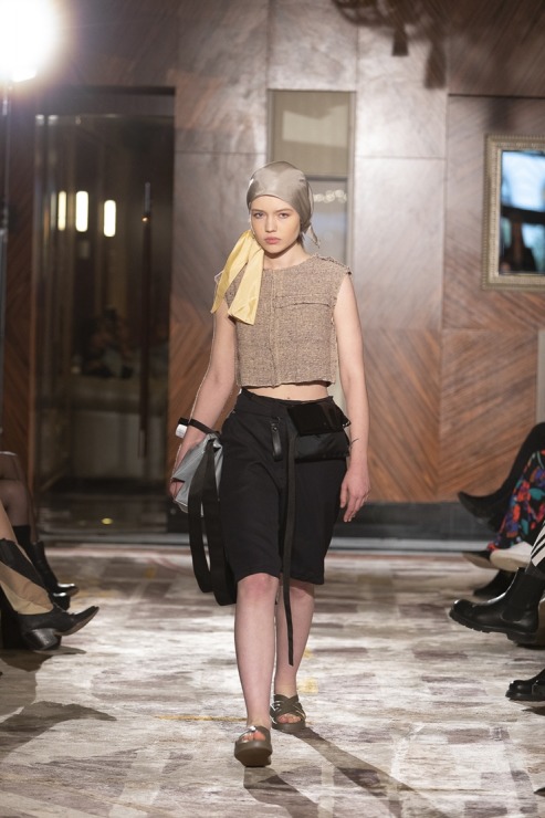 Rīgas modes nedēļā «Riga Fashion Week 2022» prezentējas «SZCZYGIEL» no Polijas. Foto: Mark Litvyakov Rīgas modes nedēļā «Riga Fashion Week 2022» prezentējas «SZCZYGIEL» no Polijas. Foto: Mark Litvyakov 325303