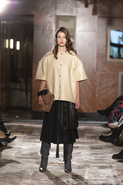 Rīgas modes nedēļā «Riga Fashion Week 2022» prezentējas «SZCZYGIEL» no Polijas. Foto: Mark Litvyakov Rīgas modes nedēļā «Riga Fashion Week 2022» prezentējas «SZCZYGIEL» no Polijas. Foto: Mark Litvyakov 325294