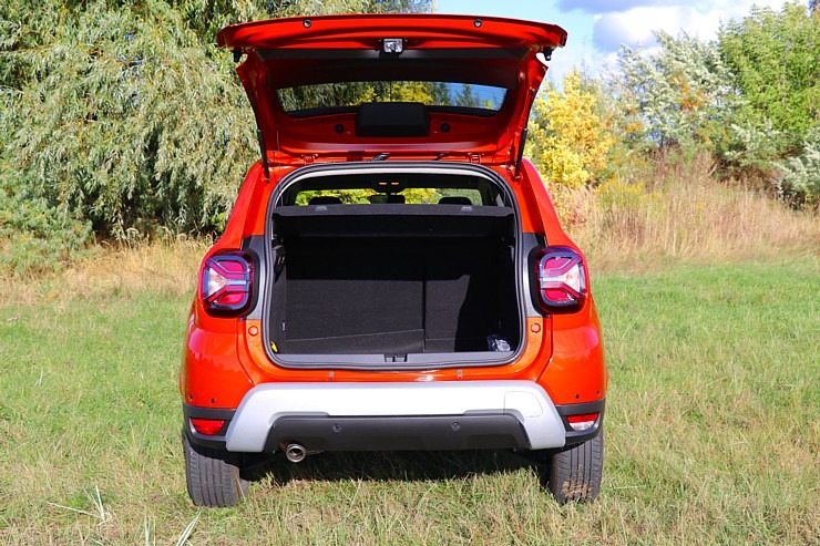 Travelnews.lv ar jauno «Dacia Duster Prestige 1.3 TCE 150 EDC» apceļo rudenīgo Rīgu 325444