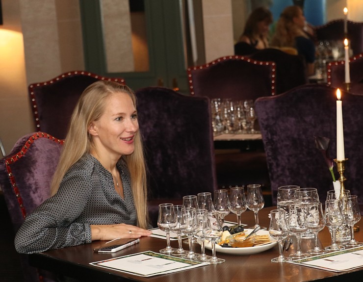 Vecrīgas viesnīcā «Grand Palace Hotel» tiek degustēti pieci «Flor de Caña» rumi no Nikaragvas 325559