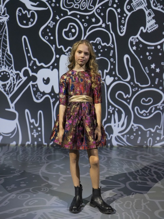Rīgas modes nedēļā «Riga Fashion Week 2022» prezentējas «Rock & Mouse» no Latvijas. Foto: Mark Litvyakov Rīgas modes nedēļā «Riga Fashion Week 2022» prezentējas «Rock & Mouse» no Latvijas. Foto: Mark Litvyakov 325614