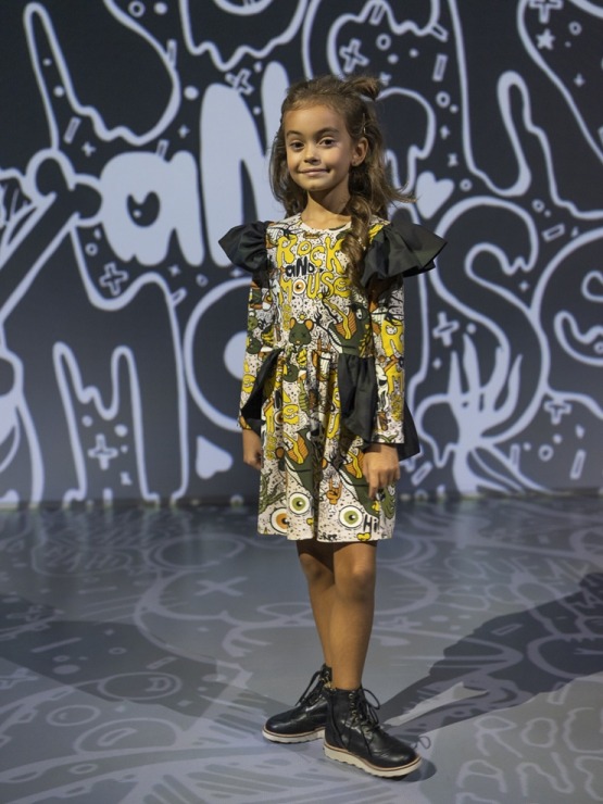 Rīgas modes nedēļā «Riga Fashion Week 2022» prezentējas «Rock & Mouse» no Latvijas. Foto: Mark Litvyakov Rīgas modes nedēļā «Riga Fashion Week 2022» prezentējas «Rock & Mouse» no Latvijas. Foto: Mark Litvyakov 325597