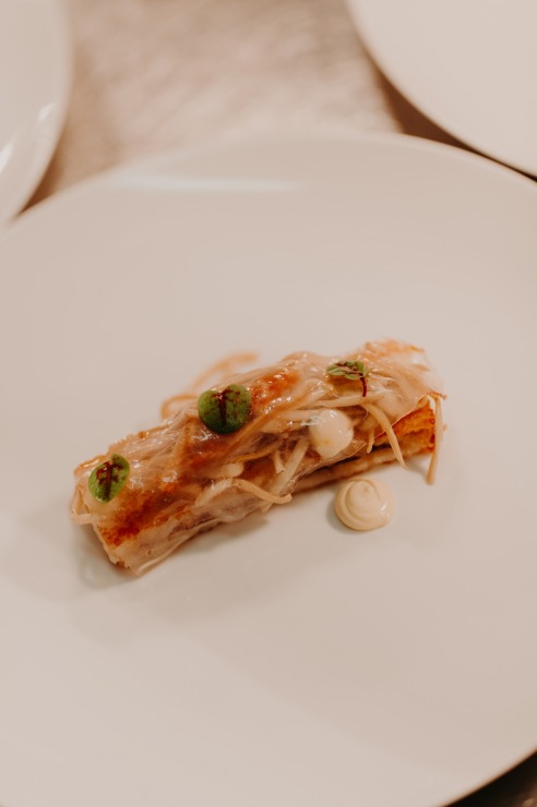 «Grand Hotel Kempinski Riga» atzīmē 5 gadu jubileju restorānā «Stage 22» ar Michelin līmeņa ēdieniem «Grand Hotel Kempinski Riga» atzīmē 5 gadu jubileju restorānā «Stage 22» ar Michelin līmeņa ēdieniem 325782