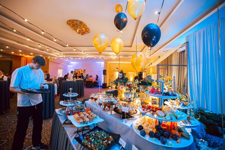 Jūrmalas 5 zvaigžņu viesnīca «Baltic Beach Hotell» rīko tradicionālo pasākumu «Sunny Night 2022». Foto: Artis Veigurs Jūrmalas 5 zvaigžņu viesnīca «Baltic Beach Hotell» rīko tradicionālo pasākumu «Sunny Night 2022». Foto: Artis Veigurs 325945