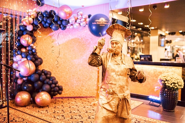 Jūrmalas 5 zvaigžņu viesnīca «Baltic Beach Hotell» rīko tradicionālo pasākumu «Sunny Night 2022». Foto: Artis Veigurs Jūrmalas 5 zvaigžņu viesnīca «Baltic Beach Hotell» rīko tradicionālo pasākumu «Sunny Night 2022». Foto: Artis Veigurs 325934