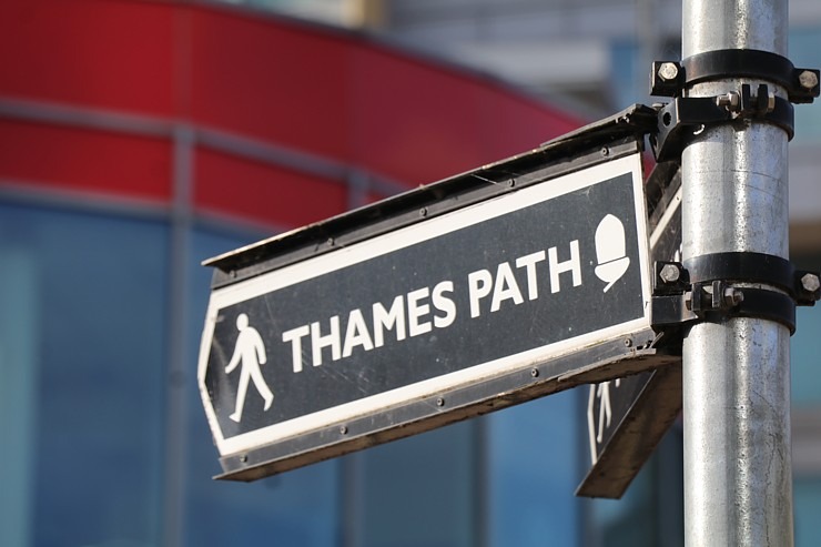 Travelnews.lv gar Temzas labo krastu dodas no Fulham uz Londonas centru 325975