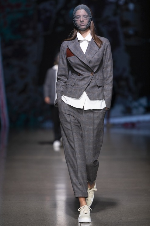 Rīgas modes nedēļā «Riga Fashion Week 2022» prezentējas «Natalija Jansone» no Latvijas. Foto: Mark Litvyakov Rīgas modes nedēļā «Riga Fashion Week 2022» prezentējas «Natalija Jansone» no Latvijas. Foto: Mark Litvyakov 326344