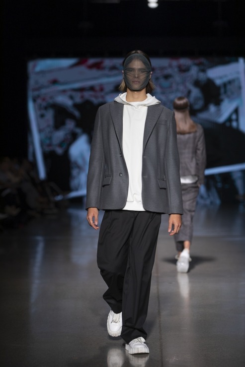 Rīgas modes nedēļā «Riga Fashion Week 2022» prezentējas «Natalija Jansone» no Latvijas. Foto: Mark Litvyakov Rīgas modes nedēļā «Riga Fashion Week 2022» prezentējas «Natalija Jansone» no Latvijas. Foto: Mark Litvyakov 326346