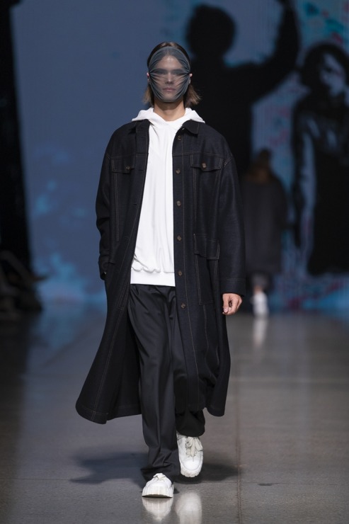 Rīgas modes nedēļā «Riga Fashion Week 2022» prezentējas «Natalija Jansone» no Latvijas. Foto: Mark Litvyakov Rīgas modes nedēļā «Riga Fashion Week 2022» prezentējas «Natalija Jansone» no Latvijas. Foto: Mark Litvyakov 326329