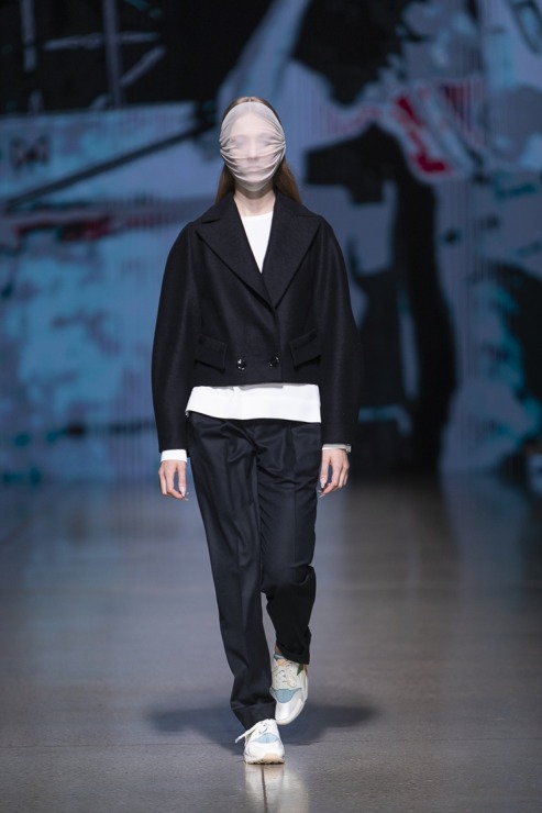 Rīgas modes nedēļā «Riga Fashion Week 2022» prezentējas «Natalija Jansone» no Latvijas. Foto: Mark Litvyakov Rīgas modes nedēļā «Riga Fashion Week 2022» prezentējas «Natalija Jansone» no Latvijas. Foto: Mark Litvyakov 326330