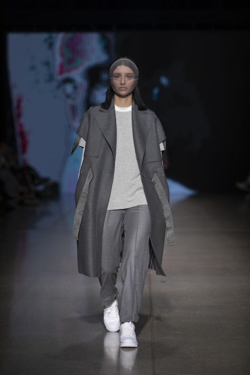 Rīgas modes nedēļā «Riga Fashion Week 2022» prezentējas «Natalija Jansone» no Latvijas. Foto: Mark Litvyakov Rīgas modes nedēļā «Riga Fashion Week 2022» prezentējas «Natalija Jansone» no Latvijas. Foto: Mark Litvyakov 326335