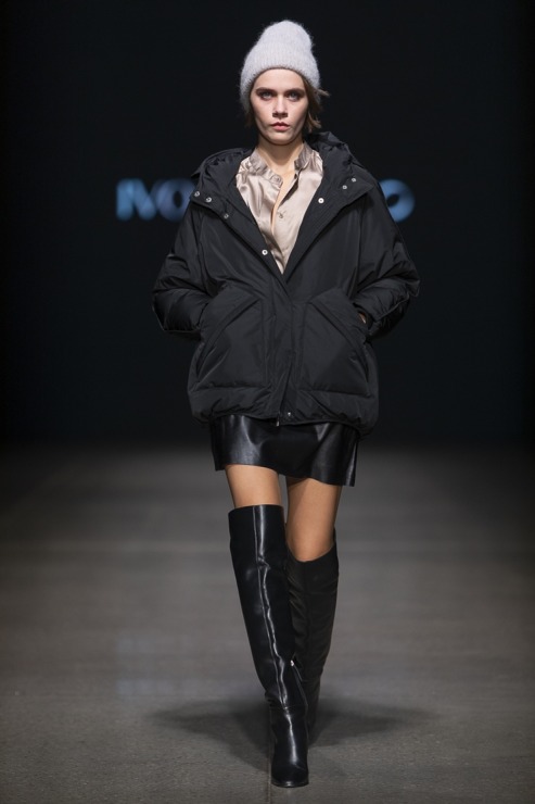 Rīgas modes nedēļā «Riga Fashion Week 2022» prezentējas «Ivo Nikkolo» no Igaunijas. Foto: Mark Litvyakov Rīgas modes nedēļā «Riga Fashion Week 2022» prezentējas «Ivo Nikkolo» no Igaunijas. Foto: Mark Litvyakov 326403
