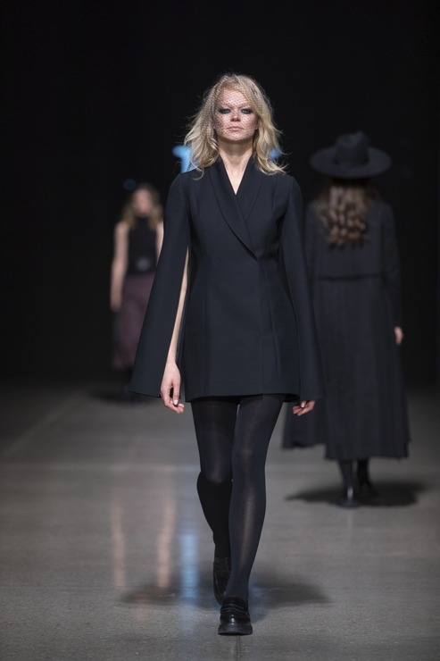Rīgas modes nedēļā «Riga Fashion Week 2022» prezentējas «Iveta Vecmane» no Latvijas. Foto: Mark Litvyakov Rīgas modes nedēļā «Riga Fashion Week 2022» prezentējas «Iveta Vecmane» no Latvijas. Foto: Mark Litvyakov 326475