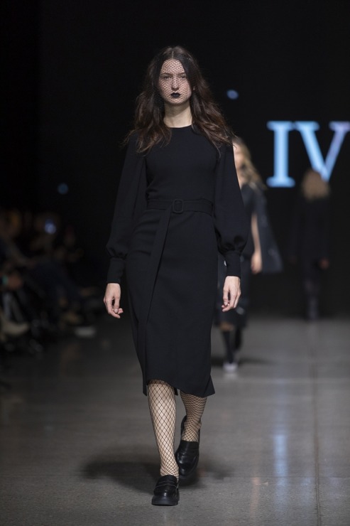 Rīgas modes nedēļā «Riga Fashion Week 2022» prezentējas «Iveta Vecmane» no Latvijas. Foto: Mark Litvyakov Rīgas modes nedēļā «Riga Fashion Week 2022» prezentējas «Iveta Vecmane» no Latvijas. Foto: Mark Litvyakov 326477