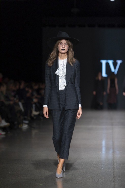 Rīgas modes nedēļā «Riga Fashion Week 2022» prezentējas «Iveta Vecmane» no Latvijas. Foto: Mark Litvyakov Rīgas modes nedēļā «Riga Fashion Week 2022» prezentējas «Iveta Vecmane» no Latvijas. Foto: Mark Litvyakov 326487