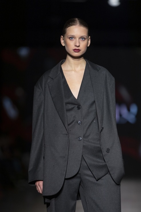Rīgas modes nedēļā «Riga Fashion Week 2022» prezentējas «Nolo» no Latvijas. Foto: Mark Litvyakov Rīgas modes nedēļā «Riga Fashion Week 2022» prezentējas «Nolo» no Latvijas. Foto: Mark Litvyakov 326516