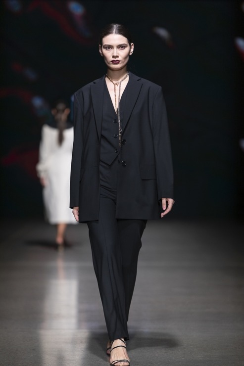 Rīgas modes nedēļā «Riga Fashion Week 2022» prezentējas «Nolo» no Latvijas. Foto: Mark Litvyakov Rīgas modes nedēļā «Riga Fashion Week 2022» prezentējas «Nolo» no Latvijas. Foto: Mark Litvyakov 326523