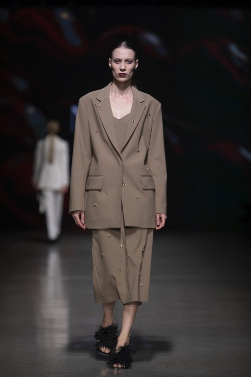 Rīgas modes nedēļā «Riga Fashion Week 2022» prezentējas «Nolo» no Latvijas. Foto: Mark Litvyakov Rīgas modes nedēļā «Riga Fashion Week 2022» prezentējas «Nolo» no Latvijas. Foto: Mark Litvyakov 326536