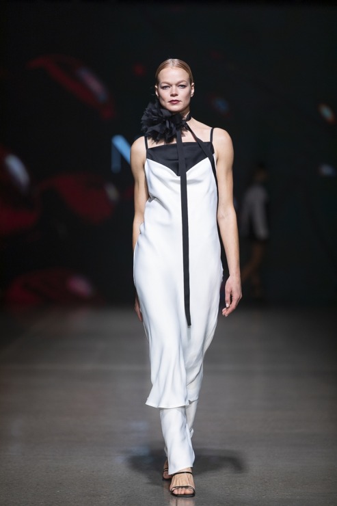 Rīgas modes nedēļā «Riga Fashion Week 2022» prezentējas «Nolo» no Latvijas. Foto: Mark Litvyakov Rīgas modes nedēļā «Riga Fashion Week 2022» prezentējas «Nolo» no Latvijas. Foto: Mark Litvyakov 326539