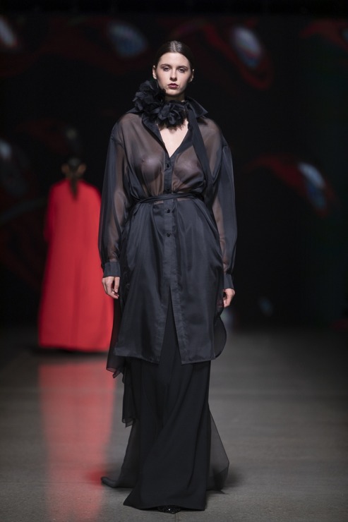 Rīgas modes nedēļā «Riga Fashion Week 2022» prezentējas «Nolo» no Latvijas. Foto: Mark Litvyakov Rīgas modes nedēļā «Riga Fashion Week 2022» prezentējas «Nolo» no Latvijas. Foto: Mark Litvyakov 326542