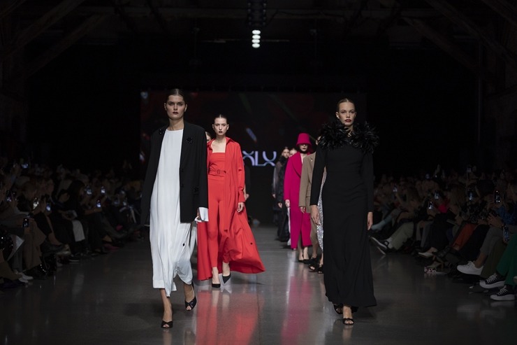 Rīgas modes nedēļā «Riga Fashion Week 2022» prezentējas «Nolo» no Latvijas. Foto: Mark Litvyakov Rīgas modes nedēļā «Riga Fashion Week 2022» prezentējas «Nolo» no Latvijas. Foto: Mark Litvyakov 326549