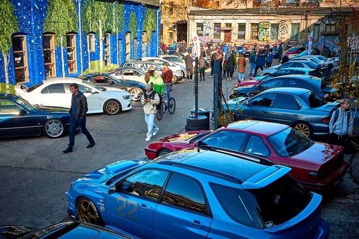 Radošajā Tallinas ielas kvartālā sezonu noslēdz Latvijā skaistāko japāņu automašīnu īpašnieki. Foto: jdm.lv Radošajā Tallinas ielas kvartālā sezonu noslēdz Latvijā skaistāko japāņu automašīnu īpašnieki. Foto: jdm.lv 326685