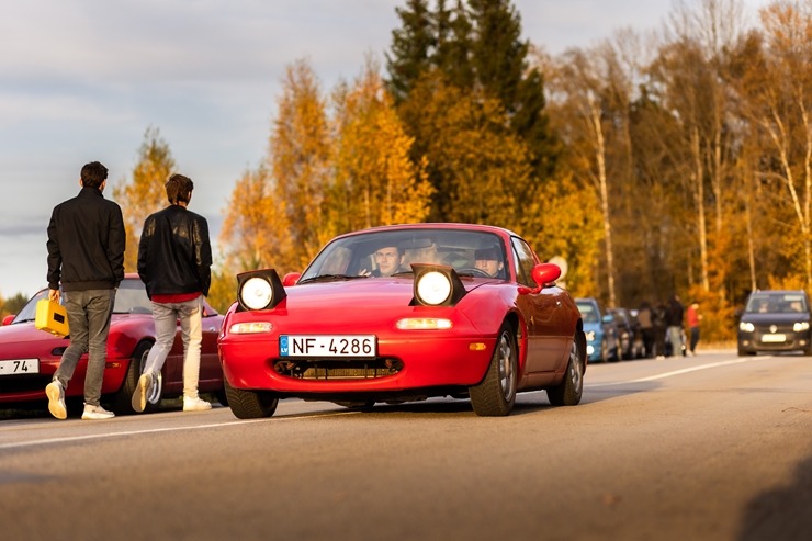 Radošajā Tallinas ielas kvartālā sezonu noslēdz Latvijā skaistāko japāņu automašīnu īpašnieki. Foto: jdm.lv Radošajā Tallinas ielas kvartālā sezonu noslēdz Latvijā skaistāko japāņu automašīnu īpašnieki. Foto: jdm.lv 326709