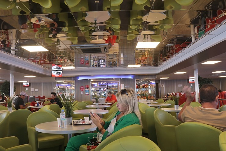 Travelnews.lv ar «Armas» prāmi par 1 h 40 min. nokļūst no Tenerifes uz Grankanāriju. Sadarbībā ar Tez Tour Latvia un airBaltic Travelnews.lv ar «Armas» prāmi par 1 h 40 min. nokļūst no Tenerifes uz Grankanāriju. Sadarbībā ar Tez Tour Latvia un airBaltic 327021