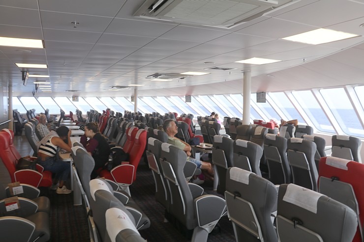 Travelnews.lv ar «Armas» prāmi par 1 h 40 min. nokļūst no Tenerifes uz Grankanāriju. Sadarbībā ar Tez Tour Latvia un airBaltic Travelnews.lv ar «Armas» prāmi par 1 h 40 min. nokļūst no Tenerifes uz Grankanāriju. Sadarbībā ar Tez Tour Latvia un airBaltic 327022