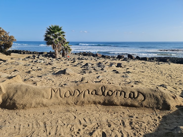 Kopā ar «Tez Tour Latvia» iepazīstam Maspalomas kāpas Grankanāriju salā. Sadarbībā ar Tez Tour Latvia un airBaltic Kopā ar «Tez Tour Latvia» iepazīstam Maspalomas kāpas Grankanāriju salā. Sadarbībā ar Tez Tour Latvia un airBaltic 327459