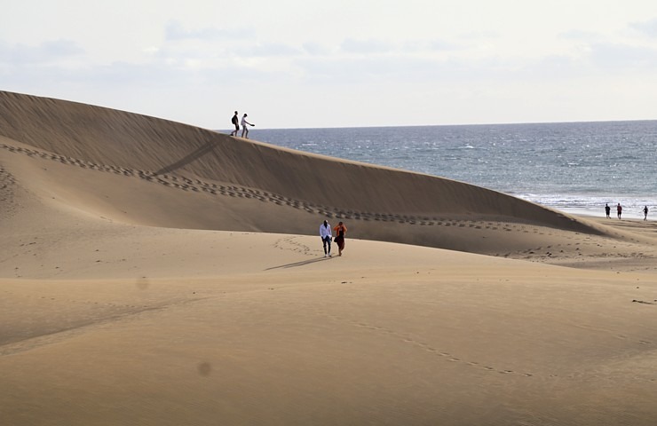 Maspalomas kāpas līdz 20 metru augstumam Grankanāriju salā rada tuksneša sajūtu. Sadarbībā ar Tez Tour Latvia un airBaltic 327738