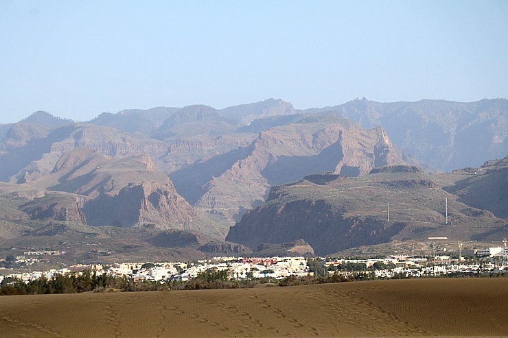 Maspalomas kāpas līdz 20 metru augstumam Grankanāriju salā rada tuksneša sajūtu. Sadarbībā ar Tez Tour Latvia un airBaltic Maspalomas kāpas līdz 20 metru augstumam Grankanāriju salā rada tuksneša sajūtu. Sadarbībā ar Tez Tour Latvia un airBaltic 327742
