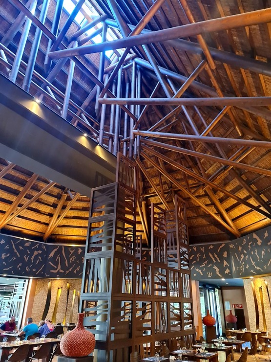 Izbaudām Grankanāriju 5 zvaigžņu viesnīcas «Lopesan Baobab Resort» pusdienu piedāvājumu. Sadarbībā ar Tez Tour un airBaltic 328247
