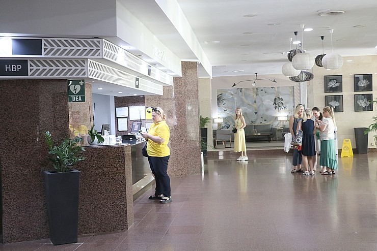Viesmīlīgi iepazīstam Grankanāriju 3 zvaigžņu viesnīcu «Hotel Beverly Park». Sadarbībā ar Tez Tour un airBaltic 328556