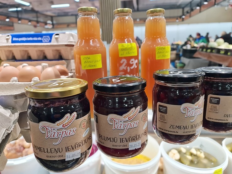 Travelnews.lv apmeklē un izbauda jauno «Pļavnieku tirgu» Rīgā 328772