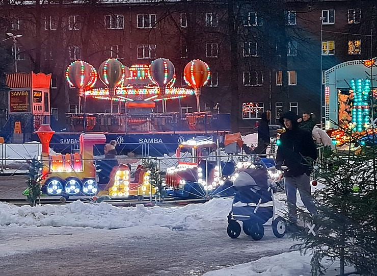 Travelnews.lv sadarbībā ar auto nomu «Europcar Latvija» apceļo Dienvidlatgali Ziemassvētkos: Daugavpils Travelnews.lv sadarbībā ar auto nomu «Europcar Latvija» apceļo Dienvidlatgali Ziemassvētkos: Daugavpils 330325