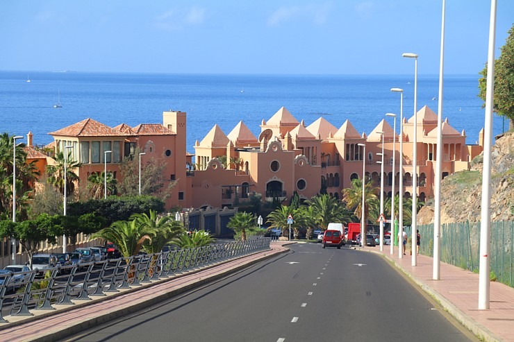 Travelnews.lv apceļo Tenerifi ar auto transportu un apbrīno ceļa kvalitāti. Sadarbībā ar Tez Tour un airBaltic 330594