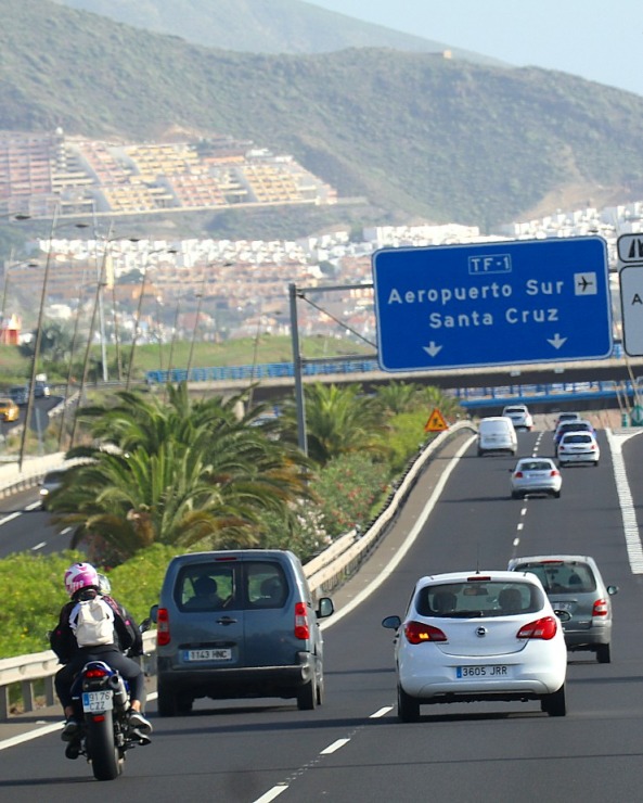 Travelnews.lv apceļo Tenerifi ar auto transportu un apbrīno ceļa kvalitāti. Sadarbībā ar Tez Tour un airBaltic 330572