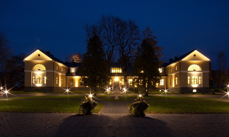 Viesnīca un SPA «Skrundas muiža» Kuldīgas novadā piedāvā baudīt ēdienu un atpūtu. Foto: skrundasmuiza.lv Viesnīca un SPA «Skrundas muiža» Kuldīgas novadā piedāvā baudīt ēdienu un atpūtu. Foto: skrundasmuiza.lv 331300