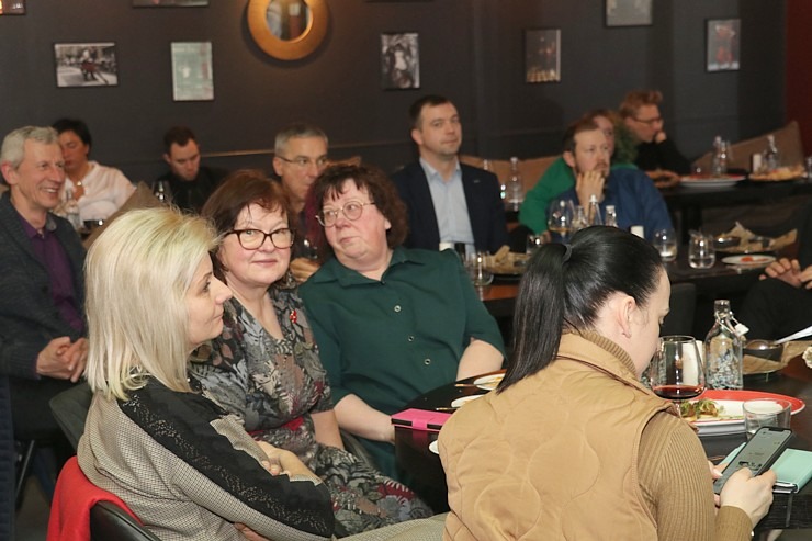 Turpmāk Latvijas «Pavāru kluba» prezidents būs šefpavārs Artūrs Arnicāns 331333