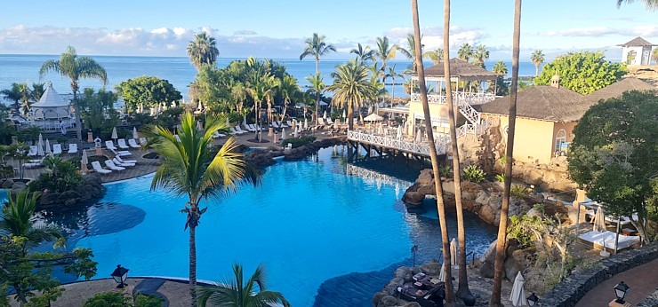 Travelnews.lv iepazīst Tenerifes leģendāro viesnīcu «Gran Hotel Bahía del Duque Resort». Sadarbībā ar Tez Tour un airBaltic 331814