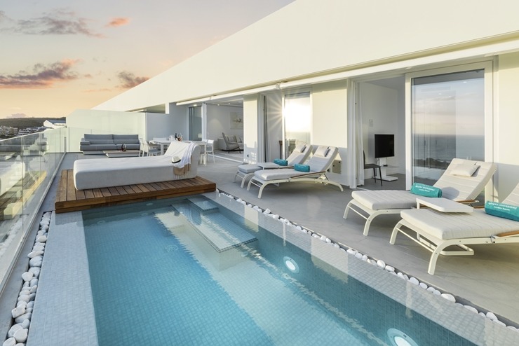 Iepazīstam skaistu Tenerifes 5 zvaigžņu viesnīcu «Royal Hideaway Corales Beach - Adults Only». Foto: barcelo.com. Sadarbībā ar Tez Tour Iepazīstam skaistu Tenerifes 5 zvaigžņu viesnīcu «Royal Hideaway Corales Beach - Adults Only». Foto: barcelo.com. Sadarbībā ar Tez Tour 331981