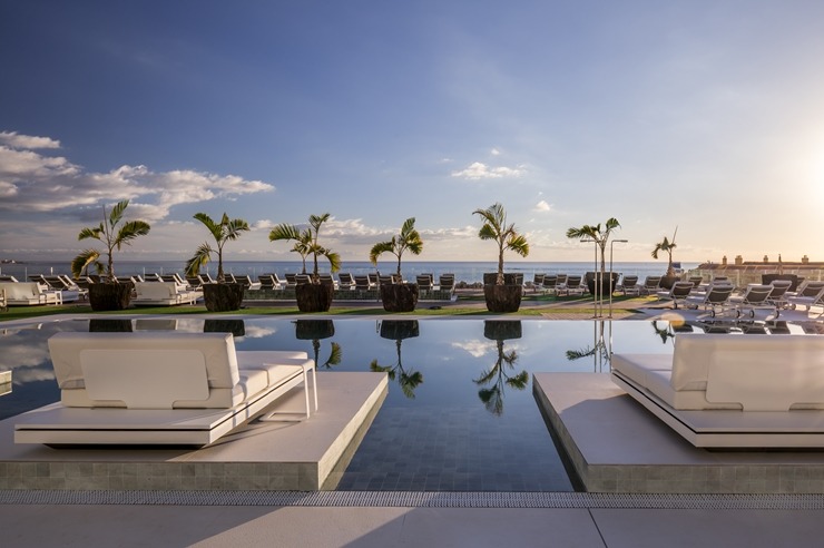 Iepazīstam skaistu Tenerifes 5 zvaigžņu viesnīcu «Royal Hideaway Corales Beach - Adults Only». Foto: barcelo.com. Sadarbībā ar Tez Tour Iepazīstam skaistu Tenerifes 5 zvaigžņu viesnīcu «Royal Hideaway Corales Beach - Adults Only». Foto: barcelo.com. Sadarbībā ar Tez Tour 331973